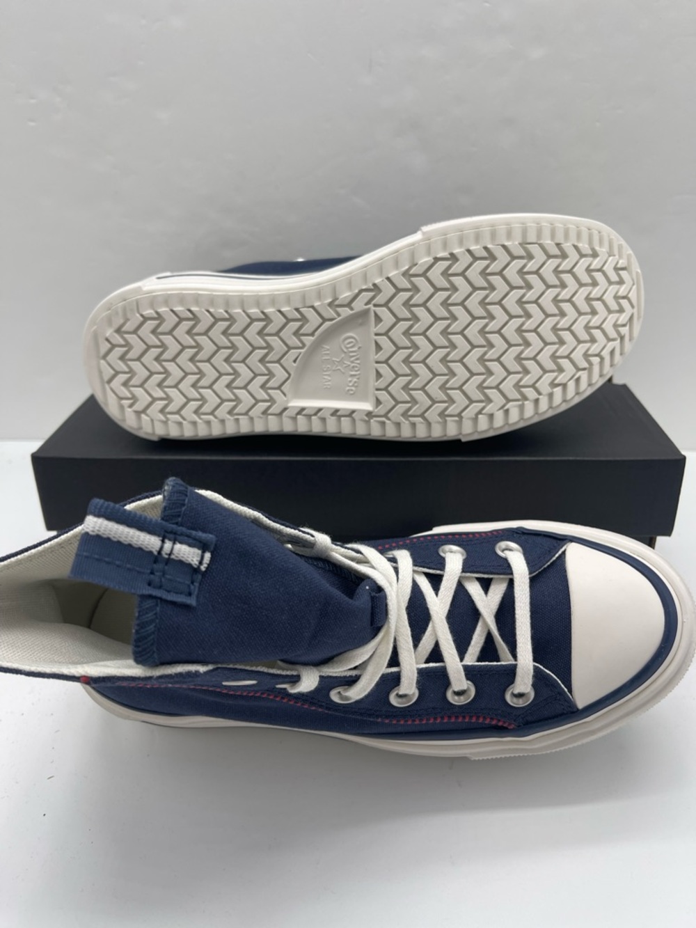 Converse WMNS Chuck Taylor All Star High Top Platform Sneakers Size 7 419252C - Picture 3 of 16